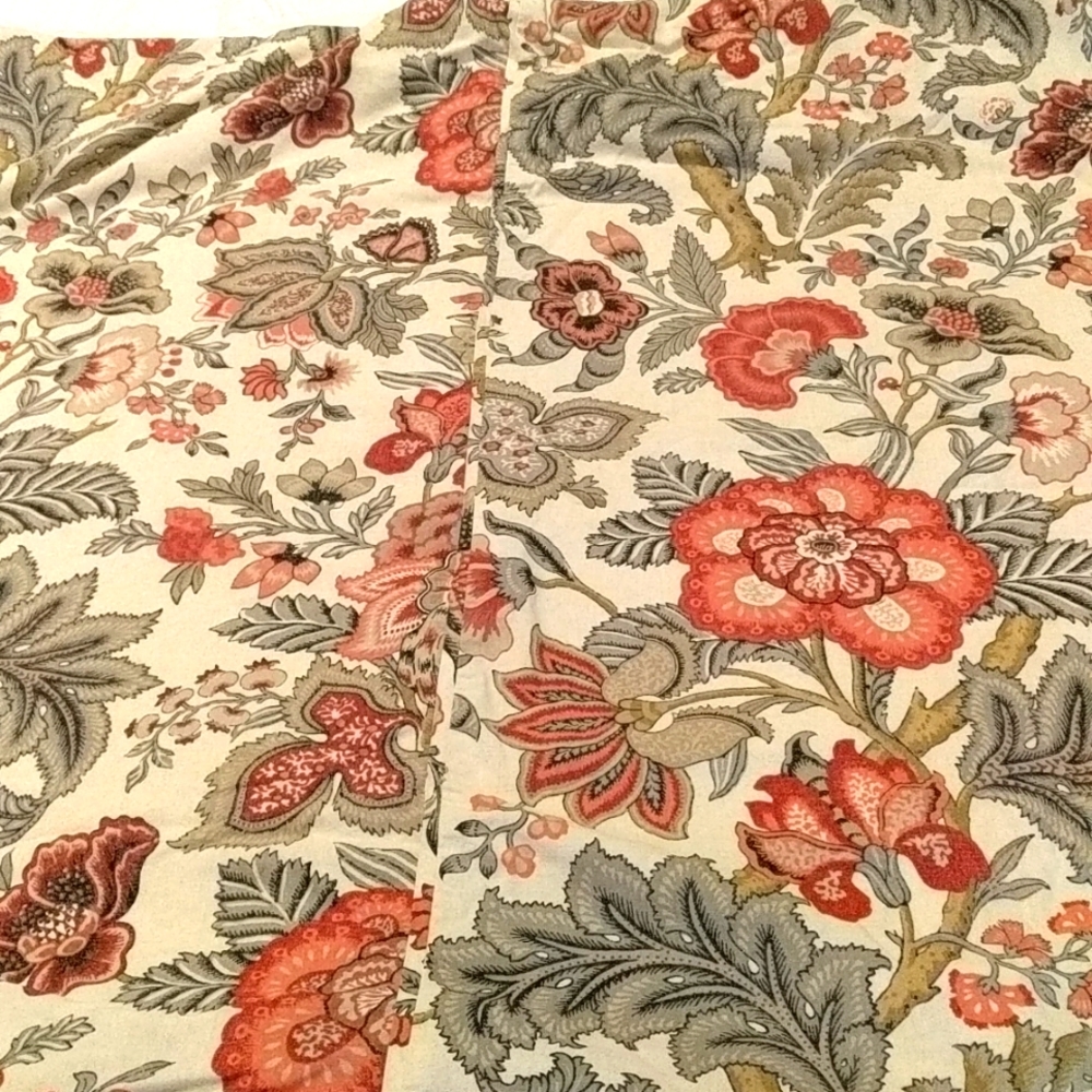 Pottery Barn Duvet, King size